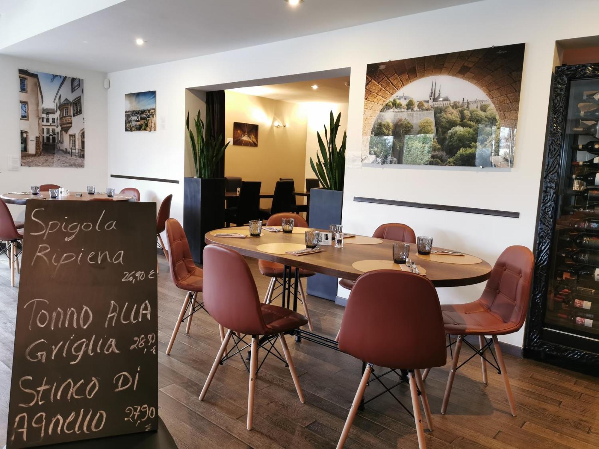 שטראסן Bivius Hotel Restaurant Luxembourg מראה חיצוני תמונה