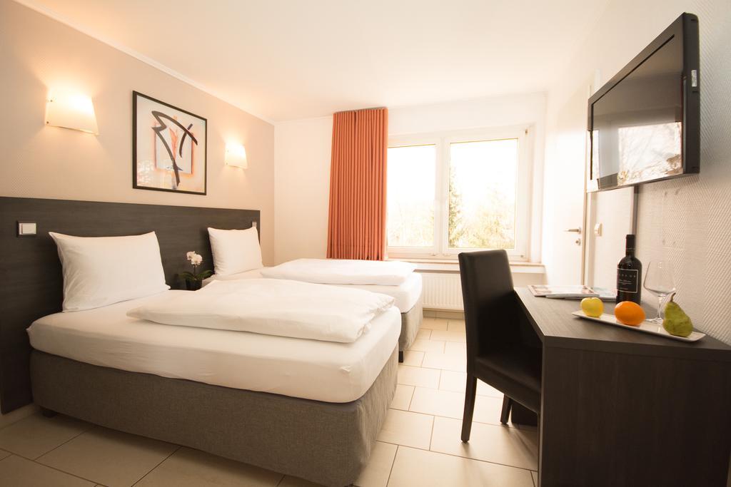 שטראסן Bivius Hotel Restaurant Luxembourg מראה חיצוני תמונה