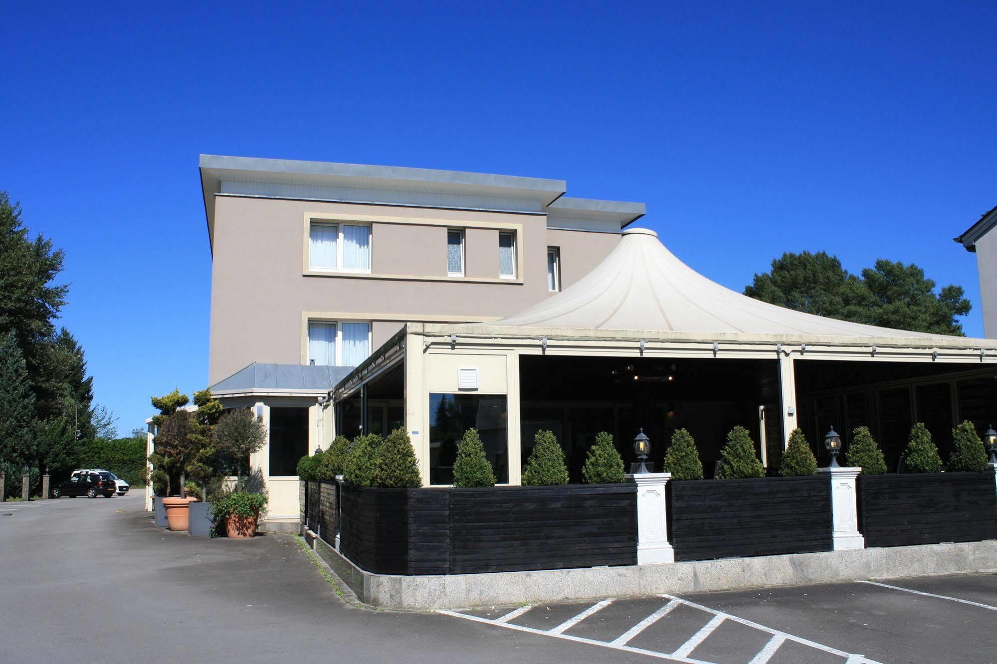 שטראסן Bivius Hotel Restaurant Luxembourg מראה חיצוני תמונה