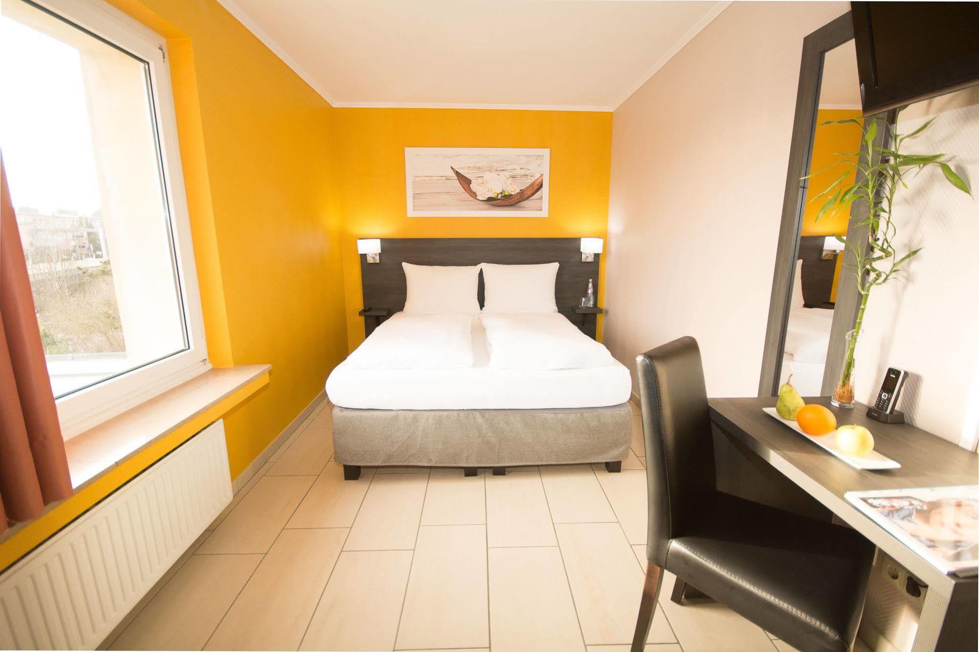 שטראסן Bivius Hotel Restaurant Luxembourg מראה חיצוני תמונה